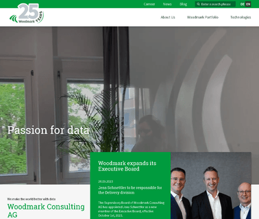 Woodmark Consulting business booth